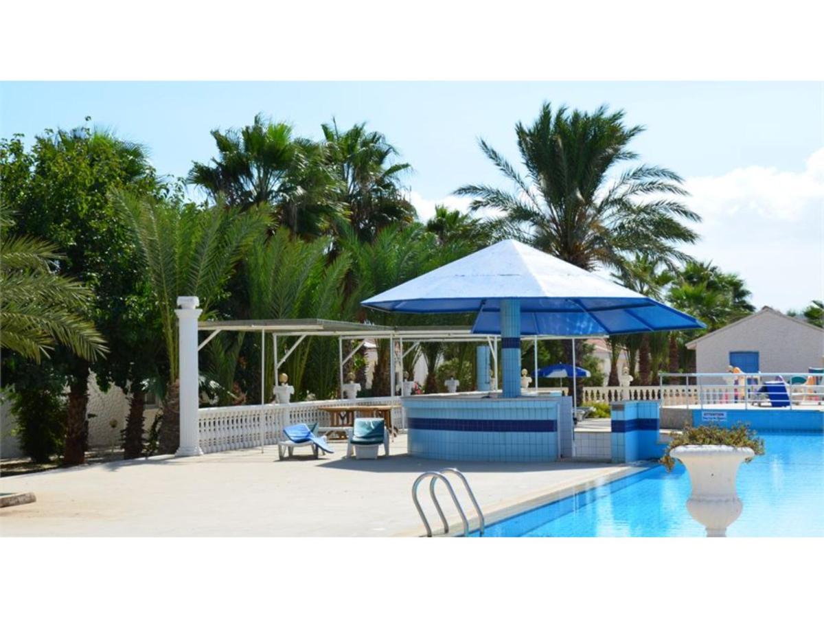 Long Beach Villas Фамагуста Экстерьер фото